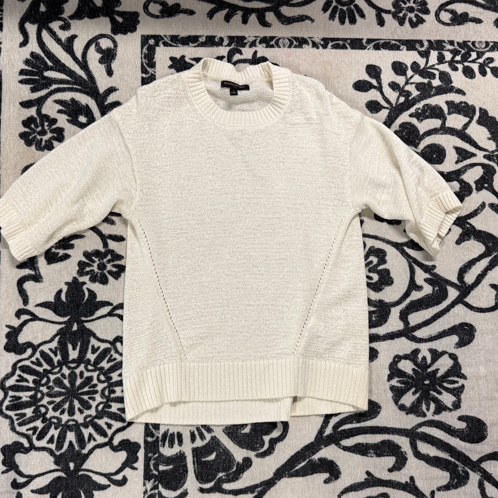 Banana Republic Cream Crew Neck Sweater